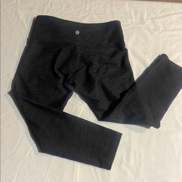 Lululemon Athletica Black Capri Leggings Performance Fit - Picture 5 of 6